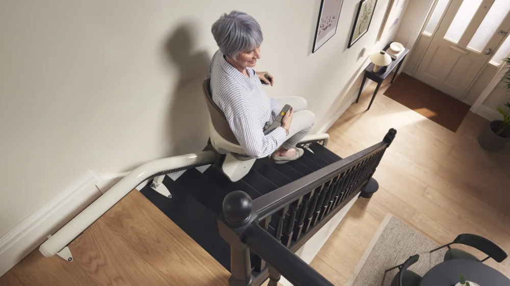 What is a straight stair lift?